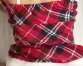 【個人撮影】クリスマスコスプレの彼女とパンツずらしセックス〈スマホ撮影・素人〉